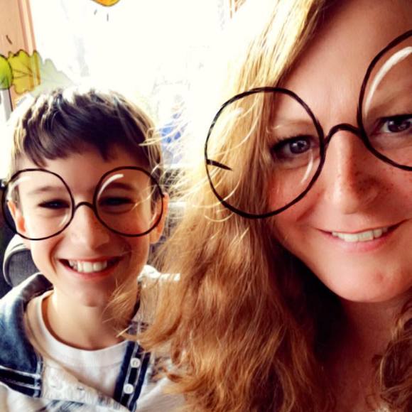 Meet your Posher, Melanie - Picture 1 of 1